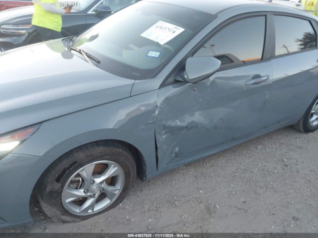 2022 HYUNDAI ELANTRA KMHLL4AG9NU317326 Photo 5