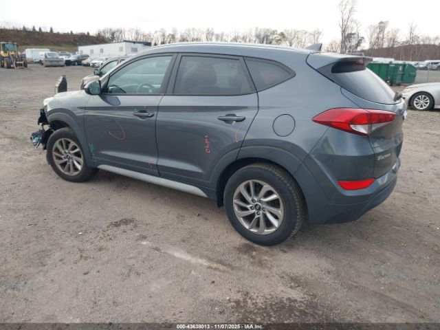 2018 HYUNDAI TUCSON KM8J3CA40JU824293 Photo 2