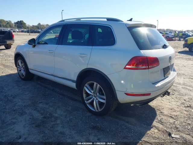 2013 VOLKSWAGEN TOUAREG WVGEF9BP9DD000849 Photo 2