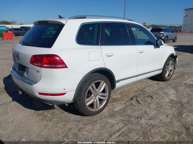 2013 VOLKSWAGEN TOUAREG WVGEF9BP9DD000849 Photo 3