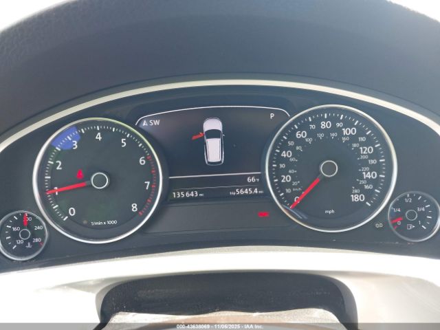 2013 VOLKSWAGEN TOUAREG WVGEF9BP9DD000849 Photo 6
