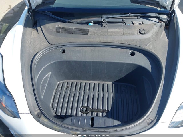 5YJ3E1EA1PF472774 Tesla Model 3 Rear-wheel Drive