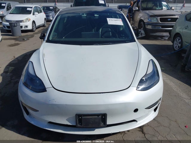 5YJ3E1EA1PF472774 Tesla Model 3 Rear-wheel Drive