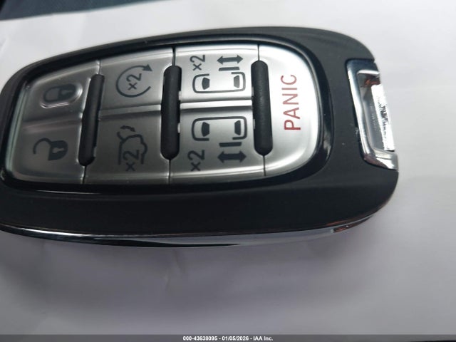 2022 Chrysler Pacifica Touring L მანქანა იყიდება აუქციონზე, vin: 2C4RC1BG8NR220353, აუქციონის ნომერი: 43638095