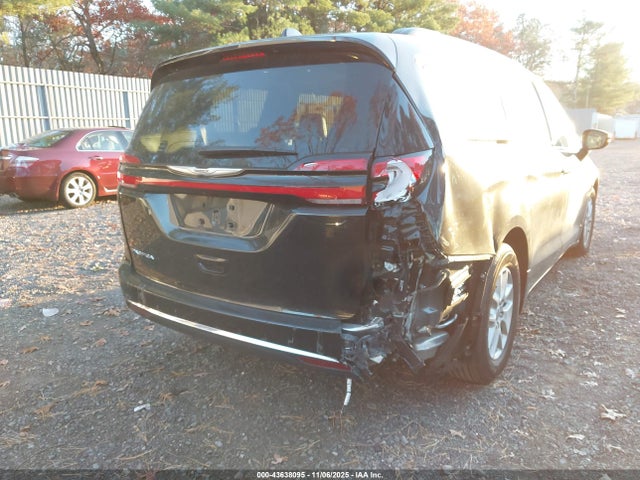 2022 Chrysler Pacifica Touring L მანქანა იყიდება აუქციონზე, vin: 2C4RC1BG8NR220353, აუქციონის ნომერი: 43638095