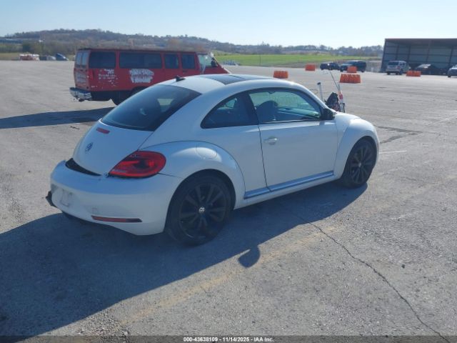 2014 VOLKSWAGEN BEETLE 3VWJ17ATXEM653603 Photo 3