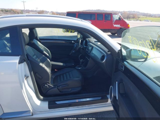 2014 VOLKSWAGEN BEETLE 3VWJ17ATXEM653603 Photo 4