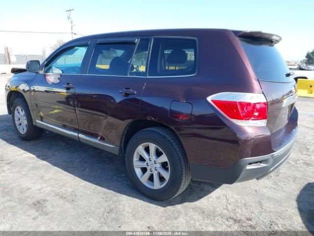 2013 TOYOTA HIGHLANDER 5TDZA3EH0DS034477 Photo 2