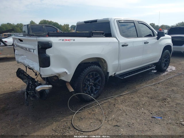 2024 CHEVROLET SILVERADO 1500 1GCPDAEK2RZ313059 Photo 3