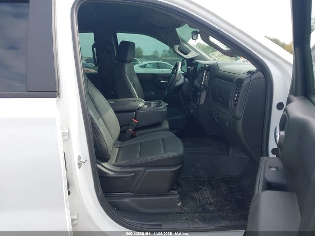2024 CHEVROLET SILVERADO 1500 1GCPDAEK2RZ313059 Photo 4