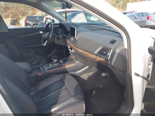 2018 AUDI Q5 WA1BNAFY2J2052050 Photo 4