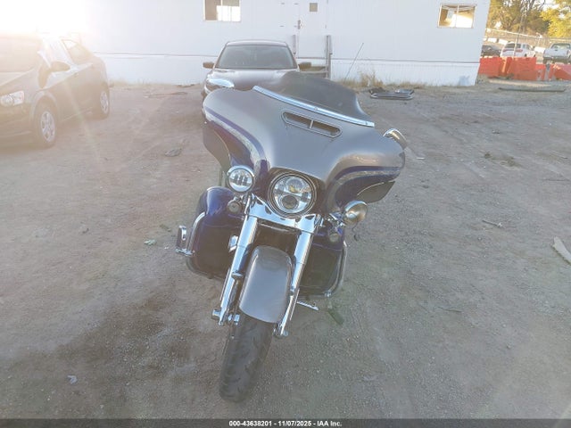 1HD1TEN14GB957433 Harley-Davidson Flhtkse Cvo Limited