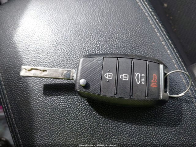 2017 KIA OPTIMA 5XXGT4L37HG166044 Photo 10