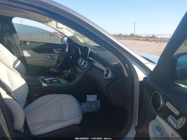 2015 MERCEDES-BENZ C 300 55SWF4JB1FU057736 Photo 4