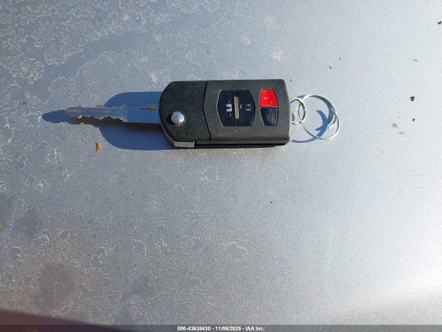 2011 MAZDA MAZDA3 JM1BL1VG6B1371642 Photo 10