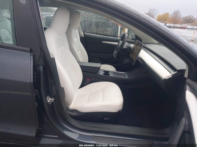 Продажа на аукционе авто 2023 Tesla Model 3 Rear-wheel Drive, vin: 5YJ3E1EA3PF419171, номер лота: 43638493