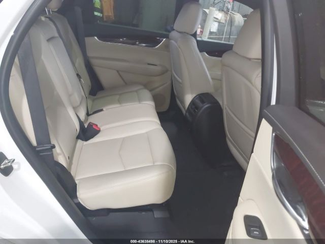 2017 CADILLAC XT5 1GYKNDRS7HZ196669 Photo 7
