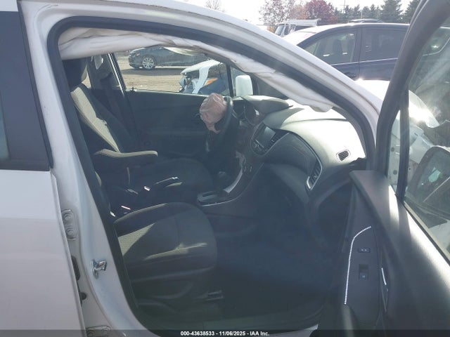 Продажа на аукционе авто 2017 Chevrolet Trax Ls, vin: KL7CJKSB5HB088500, номер лота: 43638533