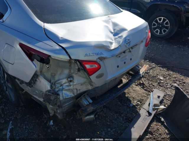 2017 NISSAN ALTIMA 1N4AL3AP5HC188913 Photo 5