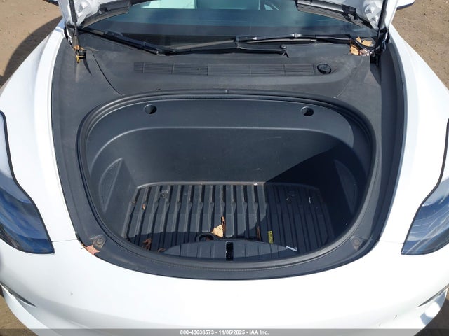 2023 TESLA MODEL 3 5YJ3E1EAXPF551442 Photo 9