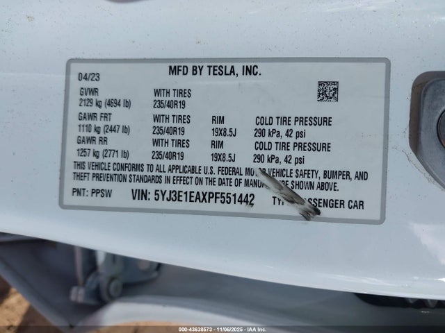 2023 TESLA MODEL 3 5YJ3E1EAXPF551442 Photo 8