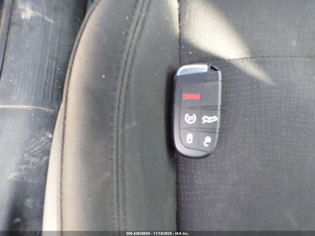 2016 CHRYSLER 200 1C3CCCFB8GN192753 Photo 10