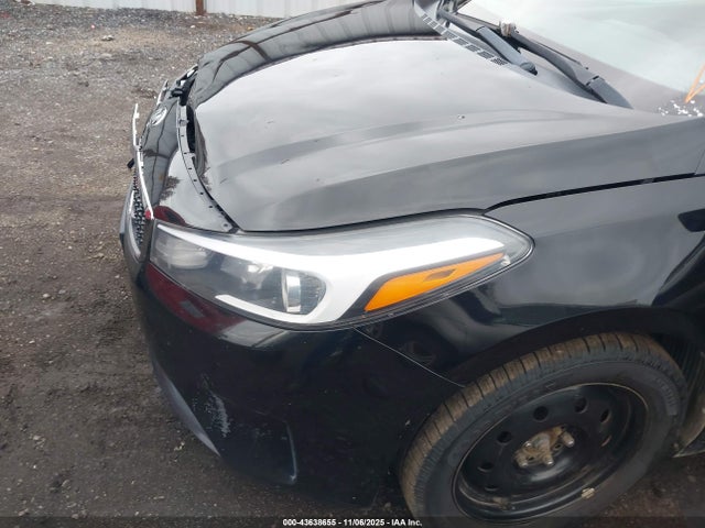 3KPFK4A7XHE033081 KIA FORTE LX
