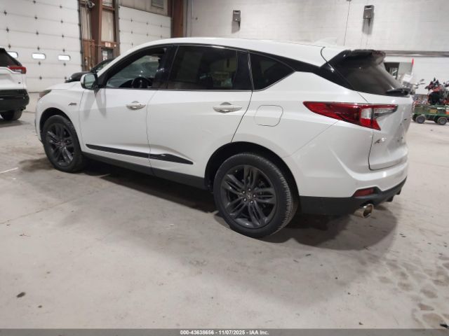 2020 ACURA RDX 5J8TC2H63LL031451 Photo 2