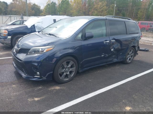 2019 TOYOTA SIENNA 5TDXZ3DC4KS977488 Photo 1
