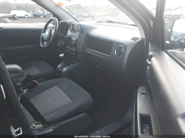2011 JEEP COMPASS 1J4NT1FB6BD213892 Photo 4