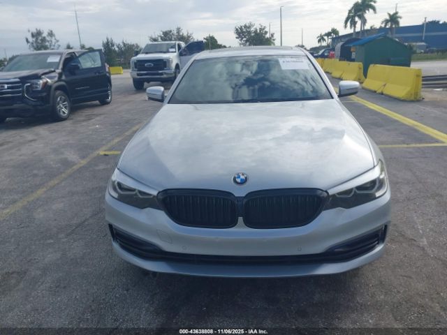 2019 BMW 530I WBAJA7C55KWW21815 Photo 5