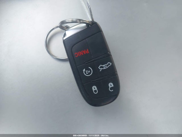 2C3CCAKG3JH165238 Chrysler 300 Limited Awd