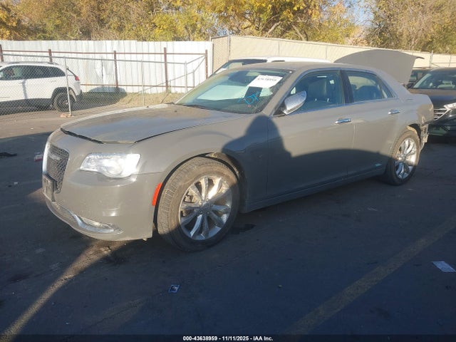 2C3CCAKG3JH165238 Chrysler 300 Limited Awd
