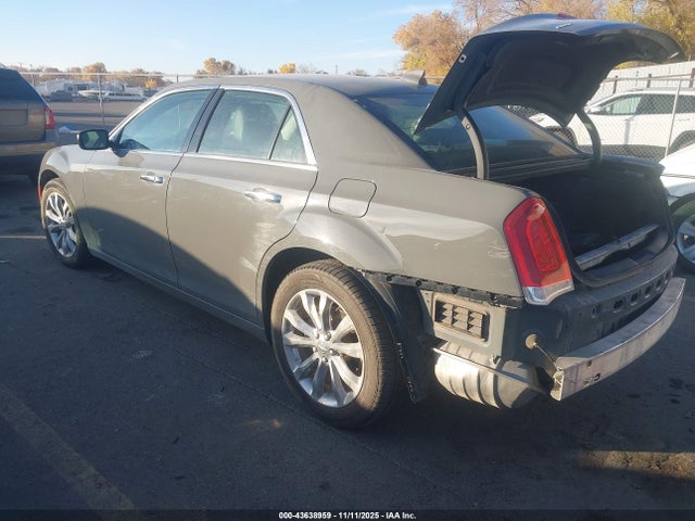2C3CCAKG3JH165238 Chrysler 300 Limited Awd