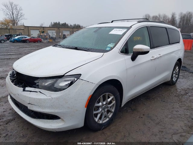 43638967 :رقم المزاد ، 2C4RC1DG2MR542482 vin ، 2021 Chrysler Voyager Lxi مزاد بيع