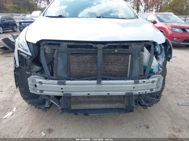 2017 CADILLAC XT5 1GYKNDRS7HZ260032 Photo 5