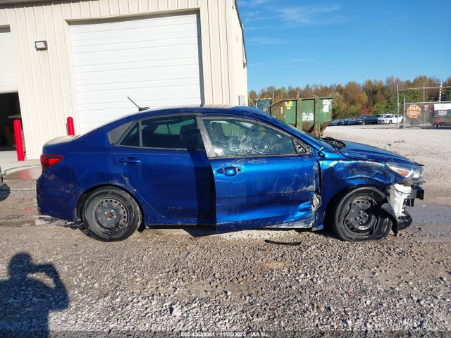 3KPA24AD8LE353850 KIA RIO S