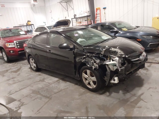 2013 HYUNDAI ELANTRA KMHDH4AE9DU681829