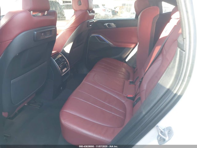 2021 BMW X6 5UXCY6C01M9F95433 Photo 7