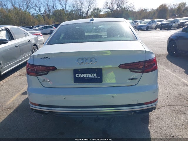 Audi A4 45 Premium 2019 WAUENAF44KN016776 Image 16
