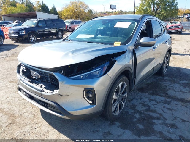 Продаж на аукціоні авто 2023 Ford Escape Platinum, vin: 1FMCU9JA0PUA03752, номер лоту: 43639291