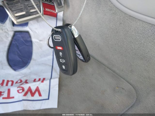 2013 AUDI S8 WAUD2AFD7DN028475 Photo 10