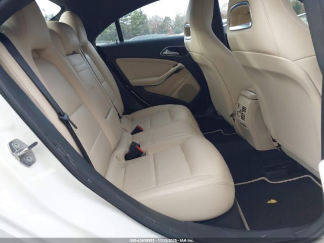 2019 MERCEDES-BENZ CLA 250 WDDSJ4GB8KN724468 Photo 7