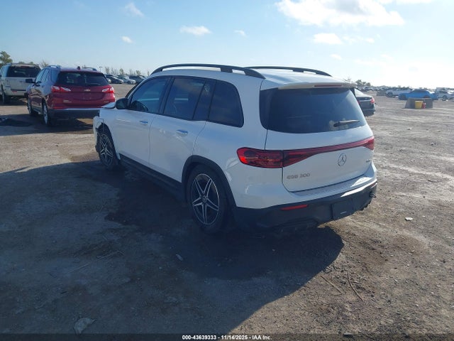 2024 MERCEDES-BENZ EQB 300 SUV W1N9M0KBXRN108418 Photo 2