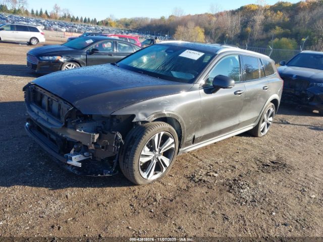 2025 VOLVO V60 CROSS COUNTRY YV4L12WK9S2149154 Photo 1