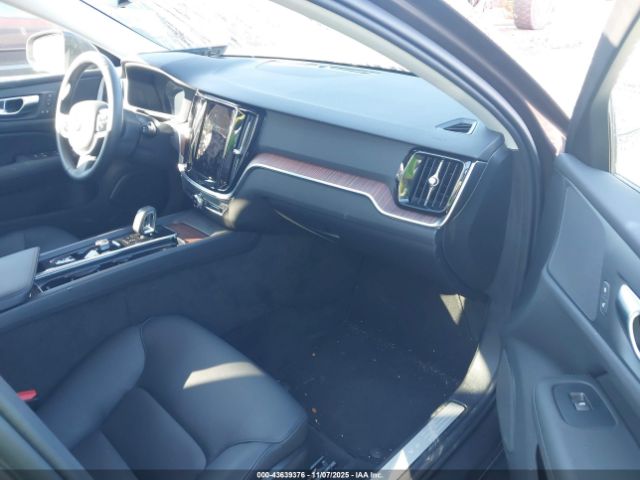 2025 VOLVO V60 CROSS COUNTRY YV4L12WK9S2149154 Photo 4