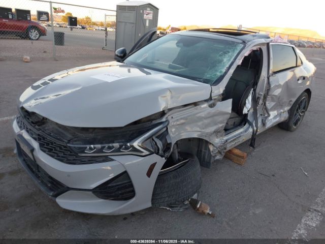 2022 KIA K5 5XXG44J83NG096940 Photo 1