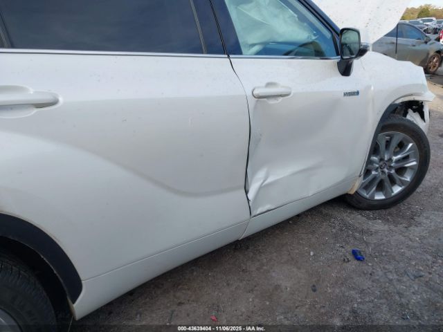 2021 TOYOTA HIGHLANDER 5TDYARAHXMS006576 Photo 5