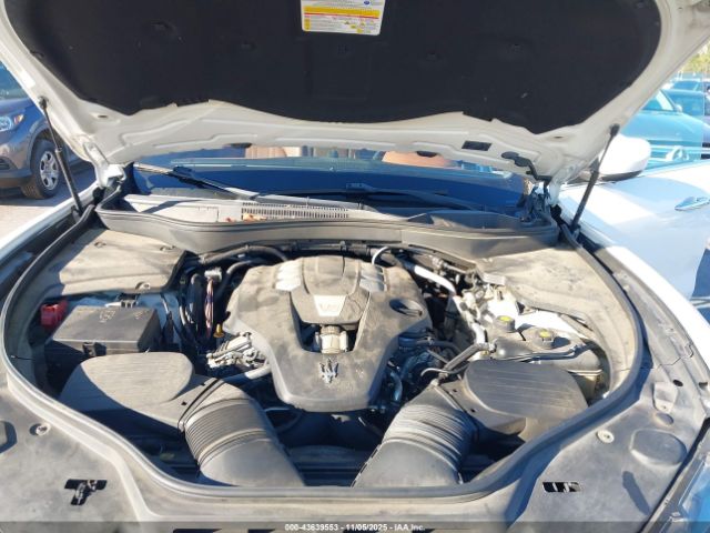 2018 MASERATI LEVANTE ZN661XUAXJX284215 Photo 9