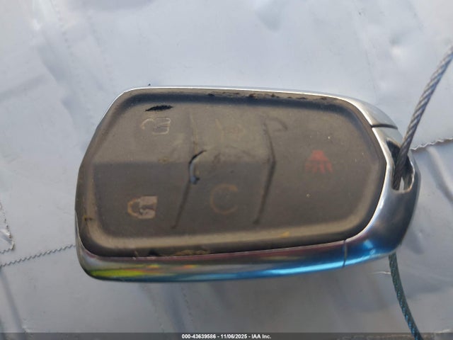 2017 CADILLAC XT5 1GYKNDRS9HZ114358 Photo 10